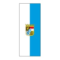 Bayern Streifenfahne mit Wappen im Hochformat |
